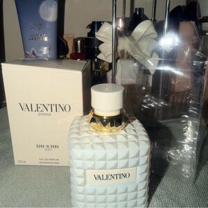 NEW Limited edition Valentino Donna Born In Roma Rendez-Vous Ivory Eau 3.4oz